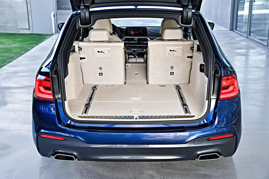 Багажник BMW 530d xDrive Touring M Sport 2017 года  (WW) (фото 51 из 78)
